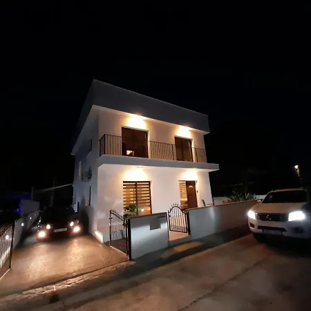 Villa Valerian Palm - Napa's Secret Escape Ayia Napa