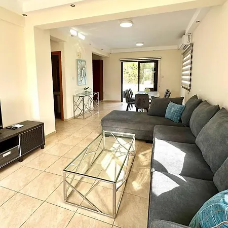 Valerian Palm - Napa's Secret Escape Villa Ayia Napa
