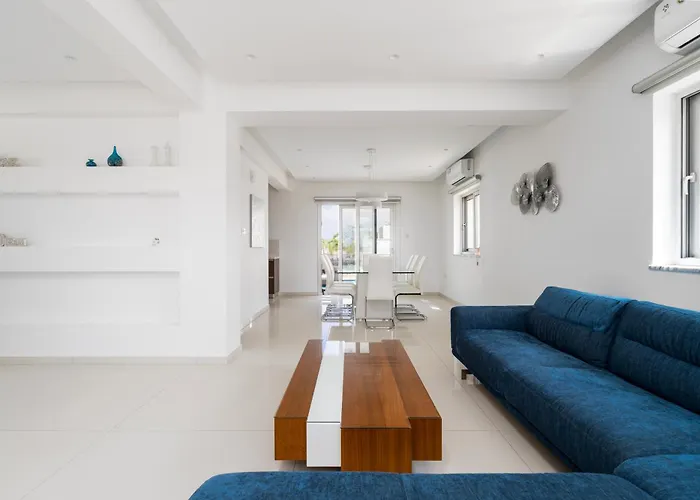 Valerian Palm - Napa's Secret Escape *