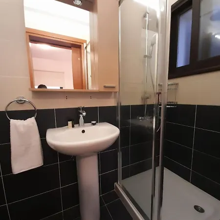 Valerian Palm - Napa's Secret Escape Ajía Nápa