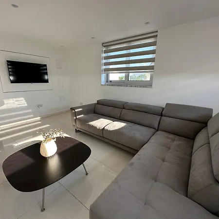 Valerian Palm - Napa's Secret Escape Αγία Νάπα