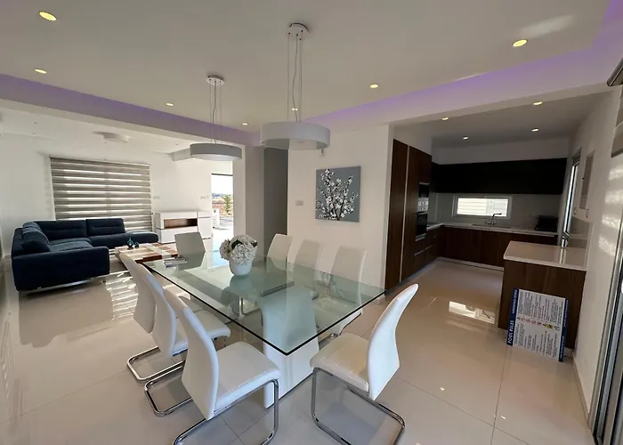 Valerian Palm - Napa's Secret Escape Vila