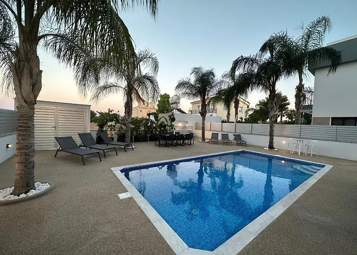 Valerian Palm - Napa's Secret Escape *