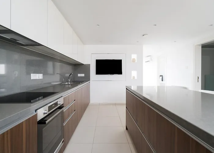 Villa Valerian Palm - Napa's Secret Escape Ayía Nápa